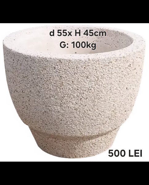 Jardiniere si ghivece din beton si marmura